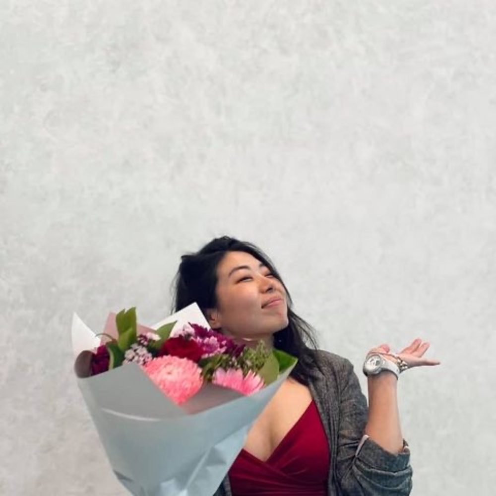 Meet your Posher, Yeshey